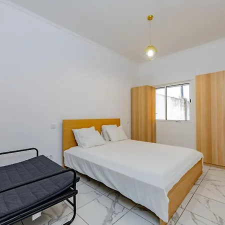 Apartamento D. João, 2 Quartos A 500m Da *